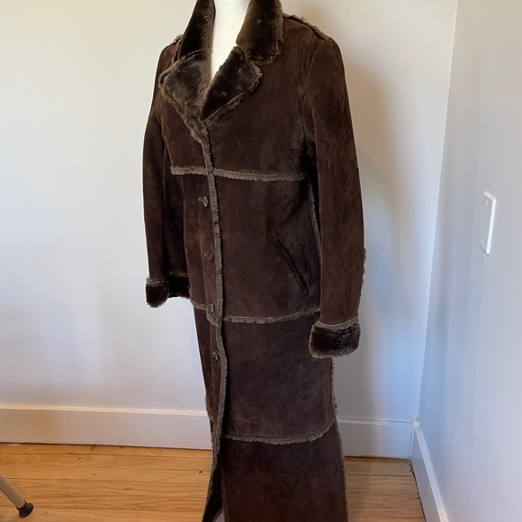 Sold : Ladies Suede full length Duster coat W/fur lining (size M) - Picture 10 of 11